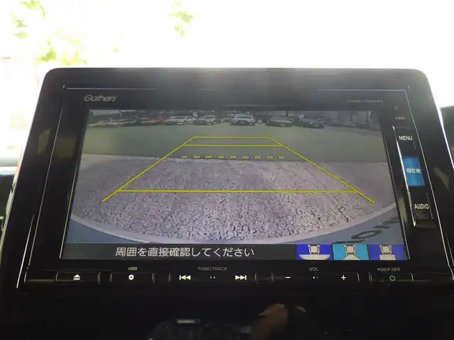 ホンダ Ｎ ＢＯＸ カスタム G EX ターボ ホンダセンシング 千葉県 2018(平30)年 2.2万km プラチナホワイトパール ホンダセンシング/・衝突軽減ブレーキ（CMBS）/・車線維持支援システム（LKAS）/・アダプティブクルーズコントロール（ACC）/・後方誤発進抑制機能/・誤発進抑制機能/両側パワースライドドア/純正SDナビ/地デジTV/【DVD/CD再生機能　Bluetooth接続】/バックカメラ/ドライブレコーダー/革巻きステアリング/ステアリングスイッチ/パドルシフト/前席シートヒーター/ETC/LEDヘッドライト/フォグライト/ウインカーミラー/リアコーナーセンサー/純正15インチアルミホイル/サイド/カーテンエアバッグ/スマートキー