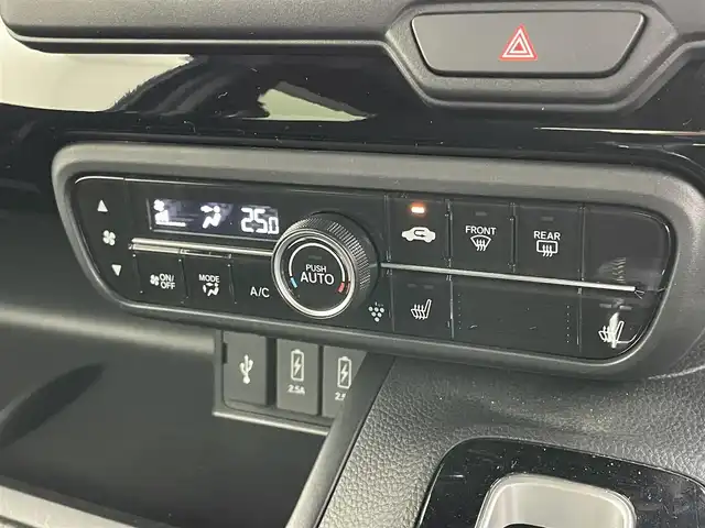 ホンダ Ｎ ＢＯＸ カスタム L ターボ 岡山県 2022(令4)年 2.2万km ミッドナイトブルービームM ホンダセンシング/Gathersナビゲーション/【フルセグ/Bluetooth/DVD】/純正17inアルミホイール+サマータイヤ：装着/レーダークルーズコントロール/ビルトインETC/シートバックテーブル/リアサンシェイド/LEDヘッドライト（AUTO機能付き）/シートヒーター/横滑り防止機能/衝突軽減システム/車線逸脱防止システム/スマートキー/プッシュスタート/コーナーセンサー/純正フロアマット