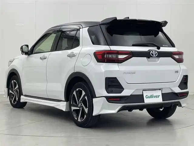 トヨタ ライズ Z 茨城県 2022(令4)年 6万km ブラックマイカメタリック/シャイニングホワイトパール 純正ナビ［NSZT-W68T］/フルセグ再生可/バックカメラ/TRDフルエアロ/SMART　ASSIST/・衝突回避支援ブレーキ/・標識認識機能/・先行車発進お知らせ機能/・アダプティブクルーズコントロール/・レーンキープコントロール/・コーナーセンサー/純正アルミホイール/純正フロアマット/ビルトインETC/ドライブレコーダー