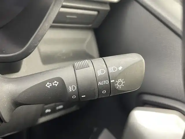 トヨタ ライズ Z 茨城県 2022(令4)年 6万km ブラックマイカメタリック/シャイニングホワイトパール 純正ナビ［NSZT-W68T］/フルセグ再生可/バックカメラ/TRDフルエアロ/SMART　ASSIST/・衝突回避支援ブレーキ/・標識認識機能/・先行車発進お知らせ機能/・アダプティブクルーズコントロール/・レーンキープコントロール/・コーナーセンサー/純正アルミホイール/純正フロアマット/ビルトインETC/ドライブレコーダー