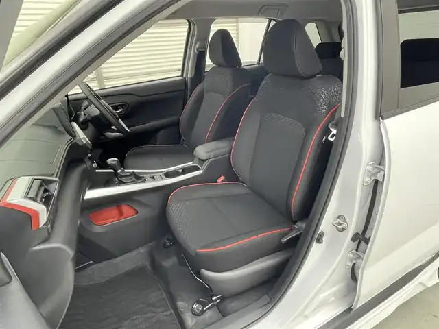 トヨタ ライズ Z 茨城県 2022(令4)年 6万km ブラックマイカメタリック/シャイニングホワイトパール 純正ナビ［NSZT-W68T］/フルセグ再生可/バックカメラ/TRDフルエアロ/SMART　ASSIST/・衝突回避支援ブレーキ/・標識認識機能/・先行車発進お知らせ機能/・アダプティブクルーズコントロール/・レーンキープコントロール/・コーナーセンサー/純正アルミホイール/純正フロアマット/ビルトインETC/ドライブレコーダー