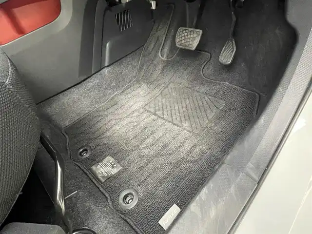 トヨタ ライズ Z 茨城県 2022(令4)年 6万km ブラックマイカメタリック/シャイニングホワイトパール 純正ナビ［NSZT-W68T］/フルセグ再生可/バックカメラ/TRDフルエアロ/SMART　ASSIST/・衝突回避支援ブレーキ/・標識認識機能/・先行車発進お知らせ機能/・アダプティブクルーズコントロール/・レーンキープコントロール/・コーナーセンサー/純正アルミホイール/純正フロアマット/ビルトインETC/ドライブレコーダー