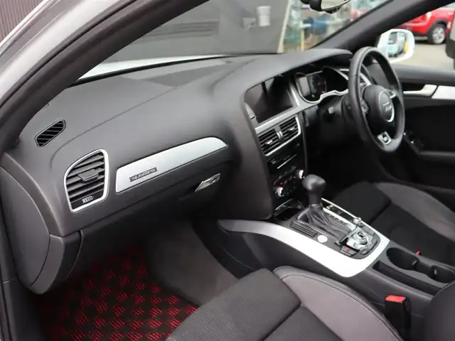 アウディ Ａ４ アバント 2．0 TFSIクワトロ 長野県 2015(平27)年 2.6万km 白 ハーフレザーシート　/純正ナビＴＶ　/バックカメラ　/パワーシート／シートヒーター　/パワーバックドア　/パーキングエイド　/バイキセノンライト　/パーキングエイド　/純正１８ＡＷ　/アドバンストキー