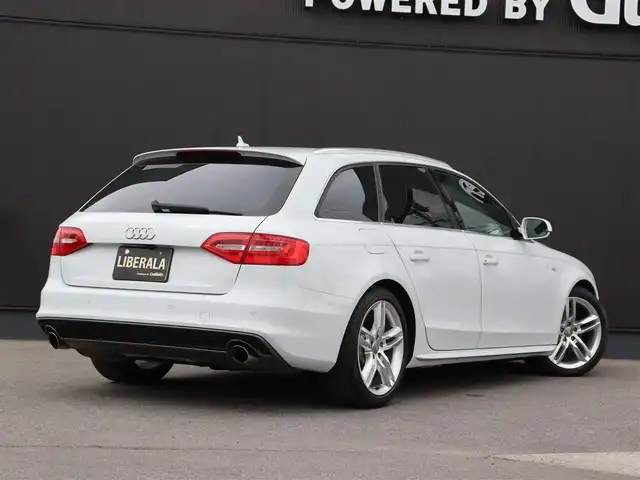 アウディ Ａ４ アバント 2．0 TFSIクワトロ 長野県 2015(平27)年 2.6万km 白 ハーフレザーシート　/純正ナビＴＶ　/バックカメラ　/パワーシート／シートヒーター　/パワーバックドア　/パーキングエイド　/バイキセノンライト　/パーキングエイド　/純正１８ＡＷ　/アドバンストキー