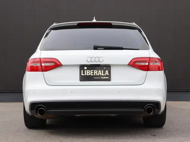 アウディ Ａ４ アバント 2．0 TFSIクワトロ 長野県 2015(平27)年 2.6万km 白 ハーフレザーシート　/純正ナビＴＶ　/バックカメラ　/パワーシート／シートヒーター　/パワーバックドア　/パーキングエイド　/バイキセノンライト　/パーキングエイド　/純正１８ＡＷ　/アドバンストキー