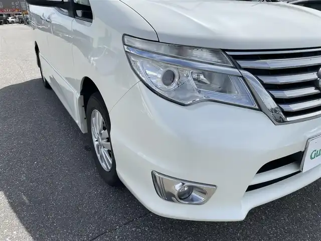 日産 セレナ ハイウェイスター Vセレ +Safty 石川県 2015(平27)年 13.6万km パール 4WD/純正メモリーナビ/フルセグTV/バックカメラ/HIDヘッドライト/エマージェンシーブレーキ/純正アルミホイール/インテリキー/プッシュスタート/両側パワースライドドア/クルーズコントロール/レーンキープアシスト/スタッドレス&AW積み込み/ETC