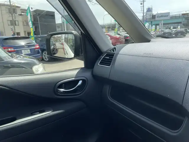 日産 セレナ ハイウェイスター Vセレ +Safty 石川県 2015(平27)年 13.6万km パール 4WD/純正メモリーナビ/フルセグTV/バックカメラ/HIDヘッドライト/エマージェンシーブレーキ/純正アルミホイール/インテリキー/プッシュスタート/両側パワースライドドア/クルーズコントロール/レーンキープアシスト/スタッドレス&AW積み込み/ETC