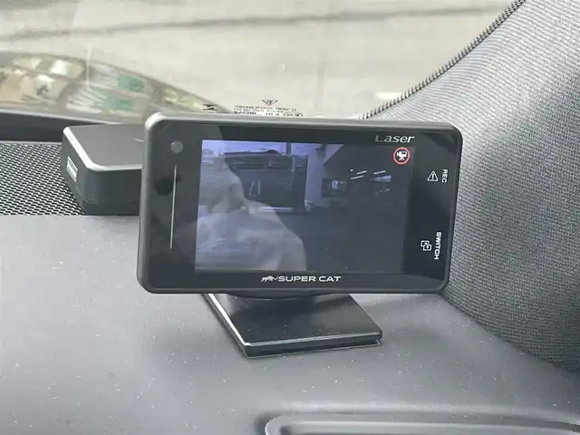 ポルシェ マカン GTS 兵庫県 2018(平30)年 5.5万km 黒 純正メモリーナビ/バックカメラ/Bluetooth/DVD再生可能/純正アルミホイール/純正フロアマット/BOSE/ETC/パドルシフト/ドライブレコーダー/レザーシート/パワーシート/シートヒーター/ISOFIX/パワーバックドア/電動格納ミラー/保証書/取扱説明書