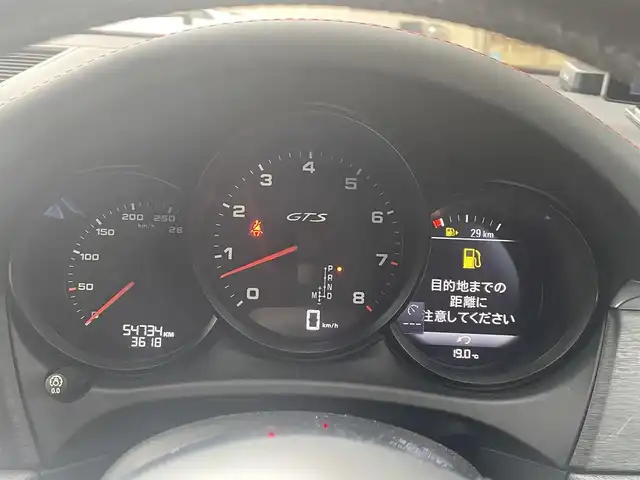 ポルシェ マカン GTS 兵庫県 2018(平30)年 5.5万km 黒 純正メモリーナビ/バックカメラ/Bluetooth/DVD再生可能/純正アルミホイール/純正フロアマット/BOSE/ETC/パドルシフト/ドライブレコーダー/レザーシート/パワーシート/シートヒーター/ISOFIX/パワーバックドア/電動格納ミラー/保証書/取扱説明書
