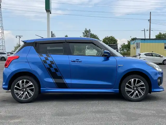 スズキ スイフト HYBRID RS 道央・札幌 2020(令2)年 5.2万km スピーディーブルーM ４WD/純正ディスプレイオーディオ/AM/FM/BT/スズキセーフティサポート/衝突被害軽減ブレーキ/横滑り防止装置/レーダークルーズコントロール/レーンキープアシスト/リヤパーキングセンサー/ブラインドスポットモニター/アイドリングストップ/前席シートヒーター/革巻きステアリング/ステアリングリモコン/パドルシフト/プッシュスタート/スマートキー/LEDヘッドライト/オートライト/フォグランプ/電動格納ミラー/ヒーテッドドアミラー/ウィンカーミラー/フロアマット/ドアバイザー/社外エンジンスターター