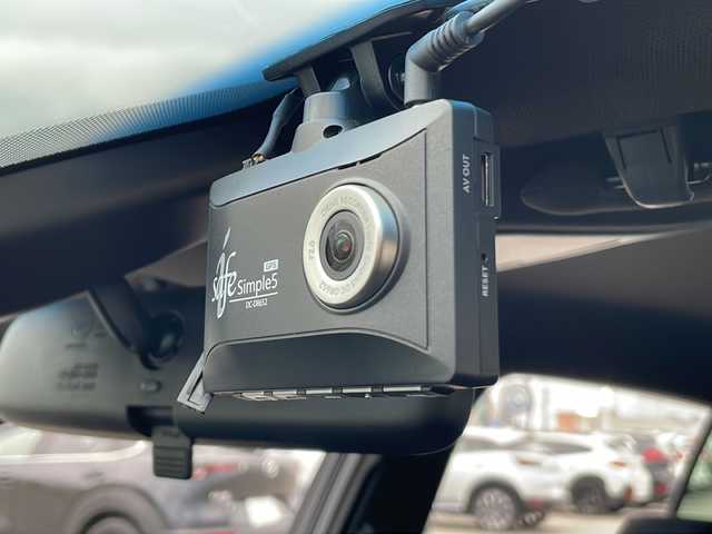 トヨタ クラウン ハイブリッド RS B Four 富山県 2022(令4)年 1.7万km プレシャスホワイトパール 4WD/パノラミックビューモニター/ブラインドスポットモニター/ヘッドアップディスプレイ/衝突軽減ブレーキ/レーダークルーズコントロール/レーンアシスト/メーカーナビ/フルセグ/テレビキット/ビルトインETC/パワーシート/LEDヘッドライト