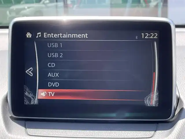 マツダ デミオ XD ツーリング 香川県 2015(平27)年 6.8万km 赤 登録時走行距離：67700km/CD/DVD再生/フルセグTV/Bluetooth/ヘッドアップディスプレイ/ステアリングリモコン/革巻きステアリング/クルーズコントロール/パドルシフト/ビルトインETC/LEDヘッドライト/フォグランプ/社外15インチAW【PREO】/レーンキープアシスト/横滑り防止装置/衝突被害軽減装置/プッシュスタート/スマートキー