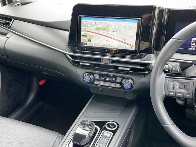日産 ノート オーテック Xオーバー FOUR +アクティブ 青森県 2023(令5)年 0.2万km ピュアホワイトパール 4WD/社外9インチナビ・フルセグTV/BT/CD/DVD/USB/iPod/AUX/アラウンドビューモニター/専用合皮シート/前席シートヒーター/ステアリングヒーター/インテリジェントルームミラー/エマージェンシーブレーキ/踏み間違い衝突防止アシスト/レーンキープアシスト/前後ドライブレコーダー/ETC/LEDヘッドライト/LEDフォグランプ/純正16インチアルミ/スマートキー/プッシュスタート/純正フロアマット
