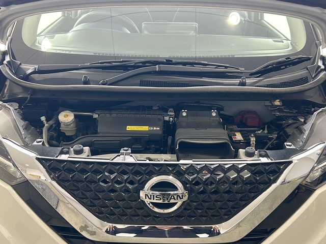 日産 デイズ HWS G ターボ プロパイロットED 富山県 2020(令2)年 3.2万km ホワイトパール 純正ナビ　/プロパイロット　/全方位カメラ　/禁煙車　/バックカメラ　/コーナーセンサー　/ターボ　/ＬＥＤヘッドライト　/レーダークルーズコントロール　/ドライブレコーダー　/純正アルミホイール　/純正オーディオ/ウィンカーミラー/電動格納ミラー/アイドリングストップ/プッシュスタート