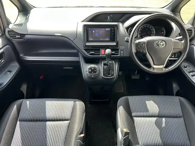トヨタ ヴォクシー ZS 煌 岩手県 2015(平27)年 11.8万km ブラック モデリスタエアロ　/社外ＳＤナビ(型式NSCP-W64)/両側電動ドア　/フロントワイパーデアイサー　/ビルトインＥＴＣ　/スマートキー　/プッシュスタート　/革ステアリング　/オートライト　/バックカメラ　/フルセグＴＶ　/リアオートエアコン/保証書 取説