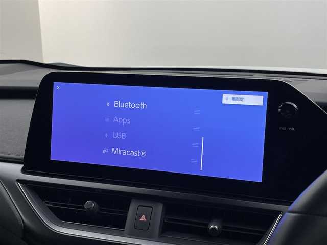 レクサス ＵＸ 250h グレイスフル エクスプローラー 埼玉県 2023(令5)年 0.7万km ソニッククォーツ 純正１２．３インチナビ　パノラミックビューモニター　ＢＳＭ　茶レザー　三眼　ビルトインＥＴＣ２．０　メモリシート　シートヒーター　ベンチレーション　ステアリングヒーター　レーダークルーズコントロール