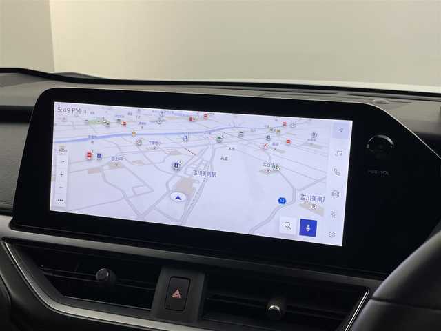 レクサス ＵＸ 250h グレイスフル エクスプローラー 埼玉県 2023(令5)年 0.7万km ソニッククォーツ 純正１２．３インチナビ　パノラミックビューモニター　ＢＳＭ　茶レザー　三眼　ビルトインＥＴＣ２．０　メモリシート　シートヒーター　ベンチレーション　ステアリングヒーター　レーダークルーズコントロール