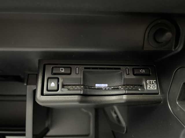 レクサス ＵＸ 250h グレイスフル エクスプローラー 埼玉県 2023(令5)年 0.7万km ソニッククォーツ 純正１２．３インチナビ　パノラミックビューモニター　ＢＳＭ　茶レザー　三眼　ビルトインＥＴＣ２．０　メモリシート　シートヒーター　ベンチレーション　ステアリングヒーター　レーダークルーズコントロール