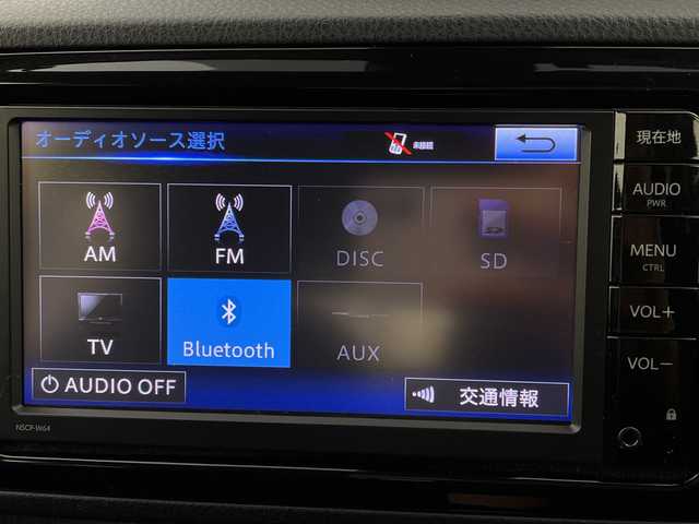 トヨタ ヴィッツ 1.3F LEDエディション 新潟県 2016(平28)年 8.7万km クールソーダメタリック 純正メモリナビ/ワンセグ/　CD/Bluetooth/NSCP-W64/バックカメラ/スマートキー×２/LEDヘッドライト/オートライト/衝突被害軽減ブレーキ/プッシュスタート/横滑り防止装置/電動格納式ミラー/ETC