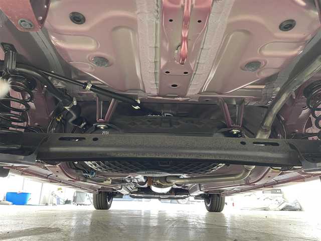 ダイハツ タント カスタム RS 滋賀県 2022(令4)年 0.2万km ファイアークォーツレッドM 禁煙車/ディスプレイオーディオ(AM/FM/CD/USB/AUX)/前席シートヒーター/ハーフレザーシート/バックカメラ/LEDヘッドライト/オートライト/両側パワースライドドア/コーナーセンサー/アイドリングストップ/ステアリングスイッチ/純正フロアマット/プリクラッシュ/プッシュスタート/スマートキー×2