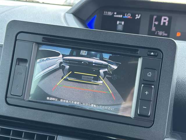 ダイハツ タント カスタム RS 滋賀県 2022(令4)年 0.2万km ファイアークォーツレッドM 禁煙車/ディスプレイオーディオ(AM/FM/CD/USB/AUX)/前席シートヒーター/ハーフレザーシート/バックカメラ/LEDヘッドライト/オートライト/両側パワースライドドア/コーナーセンサー/アイドリングストップ/ステアリングスイッチ/純正フロアマット/プリクラッシュ/プッシュスタート/スマートキー×2