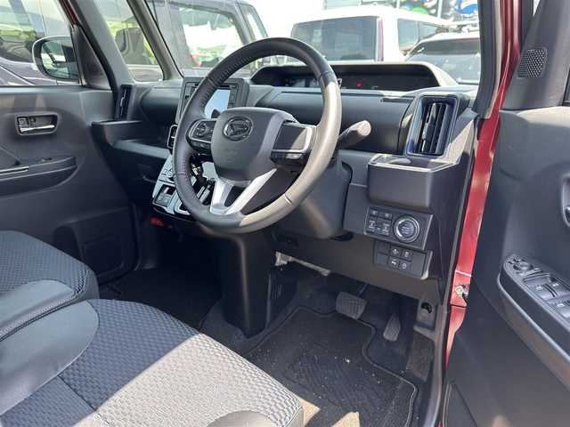 ダイハツ タント カスタム RS 滋賀県 2022(令4)年 0.2万km ファイアークォーツレッドM 禁煙車/ディスプレイオーディオ(AM/FM/CD/USB/AUX)/前席シートヒーター/ハーフレザーシート/バックカメラ/LEDヘッドライト/オートライト/両側パワースライドドア/コーナーセンサー/アイドリングストップ/ステアリングスイッチ/純正フロアマット/プリクラッシュ/プッシュスタート/スマートキー×2