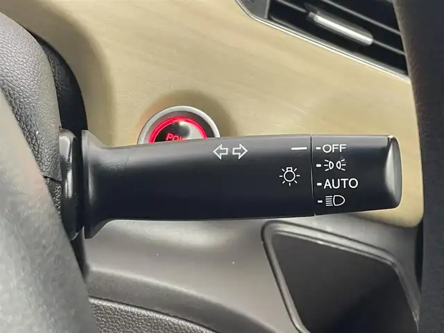 ホンダ フリード ハイブリット G ホンダセンシング 埼玉県 2019(令1)年 6.2万km ルナシルバーM 純正９インチナビ　フリップダウンモニター　バックカメラ　ビルトインＥＴＣ　ホンダセンシング　アダクティブクルーズコントロール　両側パワースライドドア　オートライト　スマートキー　ＬＥＤヘッドライト
