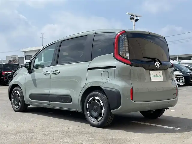 トヨタ シエンタ ハイブリッド Z 東京都 2025(令7)年 0.1千km アーバンカーキ 登録済未使用車/純正１０型ディスプレィオーディオ＆フルセグ/・ＡｐｐｌｅＣａｒＰｌａｙ＆ＡｎｄｒｏｉｄＡuｔｏ/・Ｂｌｕｅｔｏｏｔｈ/USBタイプC/アラウンドビューモニター/セーフティセンス パーキングサポートブレーキ/セーフティセンス/（衝突回避支援パッケージ）/・プリクラッシュセーフティ/・レーダークルーズコントロール/ブラインドスポットモニター/両側パワースライドドア/プッシュエンジンスタート/前席シートヒーター/ハンドルヒーター/ビルトインETC/スマートキー