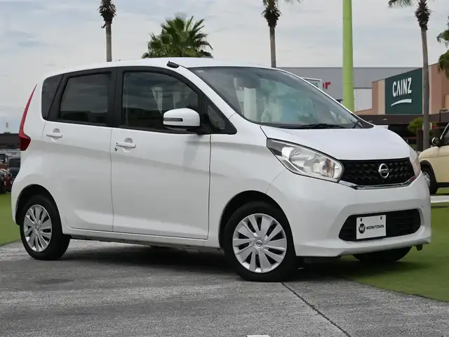 日産 デイズ X 福島県 2014(平26)年 5.5万km ホワイトパール 純正メモリーナビ/ワンセグTV/【CD再生機能】/アラウンドビューモニター/ウインカーミラー/インテリジェントキー
