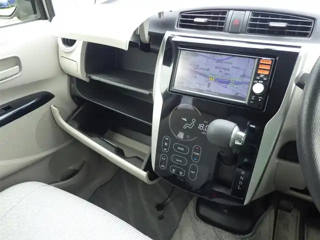日産 デイズ X 福島県 2014(平26)年 5.5万km ホワイトパール 純正メモリーナビ/ワンセグTV/【CD再生機能】/アラウンドビューモニター/ウインカーミラー/インテリジェントキー