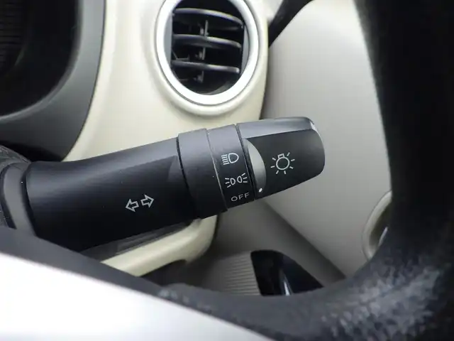 日産 デイズ X 福島県 2014(平26)年 5.5万km ホワイトパール 純正メモリーナビ/ワンセグTV/【CD再生機能】/アラウンドビューモニター/ウインカーミラー/インテリジェントキー