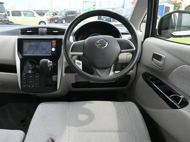 日産 デイズ X 福島県 2014(平26)年 5.5万km ホワイトパール 純正メモリーナビ/ワンセグTV/【CD再生機能】/アラウンドビューモニター/ウインカーミラー/インテリジェントキー
