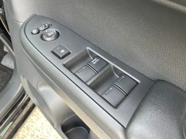 ホンダ Ｎ ＷＧＮ L スタイル+ビター 千葉県 2024(令6)年 0.4万km クリスタルブラックパール 社外メモリナビ/(フルセグTV/BT/CD/DVD/FM/AM)/バックカメラ/衝突被害軽減システム/車線逸脱警報/クルーズコントロール/横滑り防止装置/ETC/アイドリングストップ/LEDヘッドライト/オートライト/ウィンカーミラー/電動格納ミラー/純正14インチAW/シートヒーター/シートリフター/ハーフレザーシート/プッシュスタート/スマートキー/フロアマット/保証書