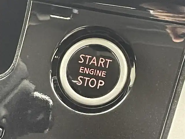 日産 セレナ ハイウェイスター プロパイロットED 滋賀県 2017(平29)年 5.7万km マルーンレッド 2トーン 純正9インチナビ/【Bluetooth/CD/DVD/Blu-ray/フルセグTV】/純正フリップダウンモニター/バックカメラ/プロパイロット/クリアランスソナー/衝突軽減ブレーキ/両側パワースライドドア/ビルトインETC/LEDヘッドライト/オートライト/電動パーキングブレーキ/オートブレーキホールド/プッシュスタート/スマートキー/ステアリングリモコン