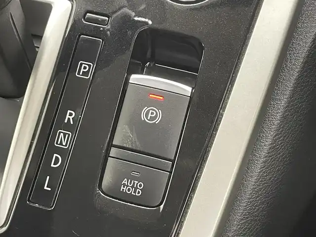 日産 セレナ ハイウェイスター プロパイロットED 滋賀県 2017(平29)年 5.7万km マルーンレッド 2トーン 純正9インチナビ/【Bluetooth/CD/DVD/Blu-ray/フルセグTV】/純正フリップダウンモニター/バックカメラ/プロパイロット/クリアランスソナー/衝突軽減ブレーキ/両側パワースライドドア/ビルトインETC/LEDヘッドライト/オートライト/電動パーキングブレーキ/オートブレーキホールド/プッシュスタート/スマートキー/ステアリングリモコン