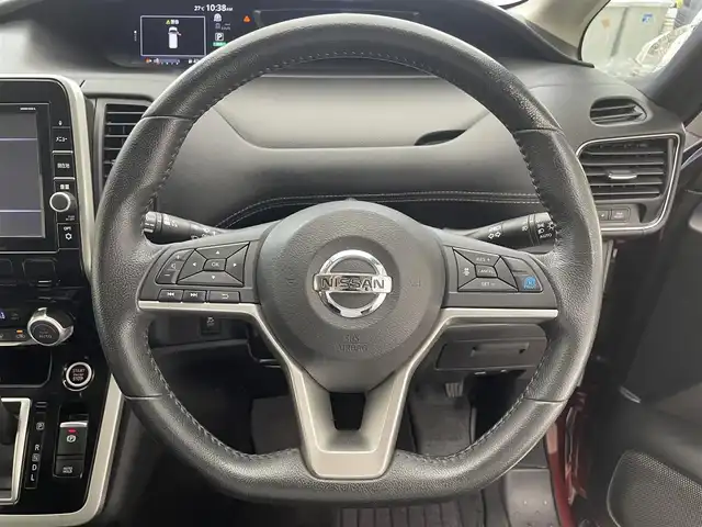 日産 セレナ ハイウェイスター プロパイロットED 滋賀県 2017(平29)年 5.7万km マルーンレッド 2トーン 純正9インチナビ/【Bluetooth/CD/DVD/Blu-ray/フルセグTV】/純正フリップダウンモニター/バックカメラ/プロパイロット/クリアランスソナー/衝突軽減ブレーキ/両側パワースライドドア/ビルトインETC/LEDヘッドライト/オートライト/電動パーキングブレーキ/オートブレーキホールド/プッシュスタート/スマートキー/ステアリングリモコン