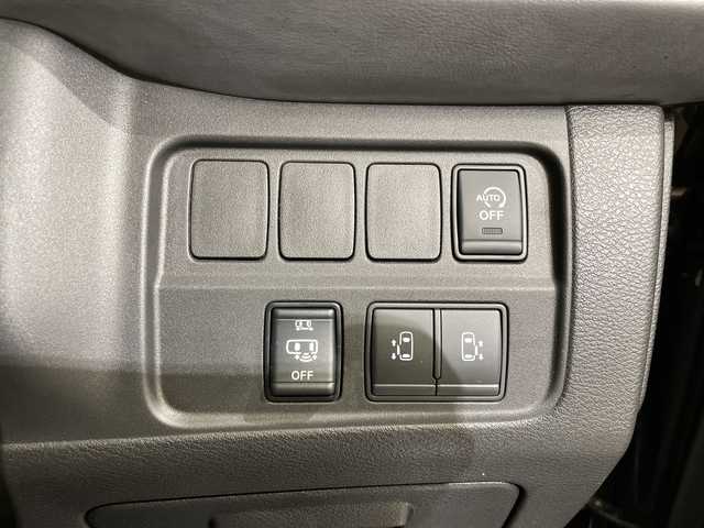 日産 セレナ ハイウェイスター V 愛媛県 2020(令2)年 2.3万km インペリアルアンバーP 純正10インチナビ/Bluetooth/フルセグ/USB/全周囲カメラ/フリップダウンモニター/クルーズコントロール/衝突被害軽減ブレーキ/レーンキープアシスト/前後コーナーセンサー/LEDヘッドライト/オートライト/ブラインドスポットモニター/両側電動スライドドア/ETC/ドライブレコーダー/スペアキー