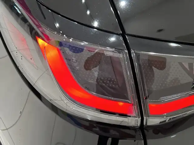 ホンダ ＺＲ－Ｖ ハイブリッド e:HEV Z 埼玉県 2024(令6)年 2.1万km クリスタルブラックパール ホンダセンシング/純正メーカーナビ/ BT/フルセグ/USB/カープレイ/全方位カメラ/パワーバックドア/レーダークルーズコントロール/レーンキープアシスト/LEDヘッドライト/革シート/シートヒーター/純正18インチアルミホイール/パドルシフト/ステアリングヒーター/オートブレーキホールド/ETC2.0/スマートキー×2/禁煙車