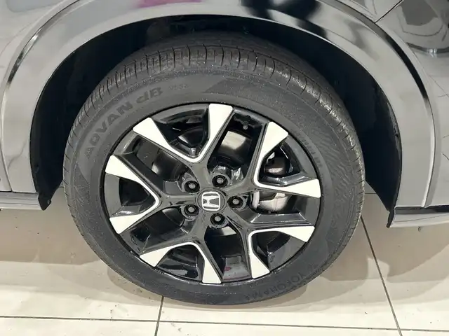 ホンダ ＺＲ－Ｖ ハイブリッド e:HEV Z 埼玉県 2024(令6)年 2.1万km クリスタルブラックパール ホンダセンシング/純正メーカーナビ/ BT/フルセグ/USB/カープレイ/全方位カメラ/パワーバックドア/レーダークルーズコントロール/レーンキープアシスト/LEDヘッドライト/革シート/シートヒーター/純正18インチアルミホイール/パドルシフト/ステアリングヒーター/オートブレーキホールド/ETC2.0/スマートキー×2/禁煙車