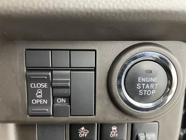 トヨタ ルーミー X 富山県 2021(令3)年 2.5万km ブラックマイカメタリック 純正ナビ/TV/Bluetooth/バックカメラ/ETC/ドライブレコーダー /片側パワースライドドア /スマートアシスト /シートヒーター /純正フロアマット/ドアバイザー/スマートキー/スペアキー/プッシュスタート/LEDオートライト/シートバックテーブル/サンシェード