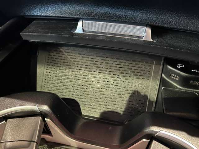 メルセデス・ベンツ ＧＬＥ４００ｄ 4MATIC スポーツ 道央・札幌 2021(令3)年 4.8万km オブシディアンブラック パノラミックスライディングルーフ/パナメリカーナグリル/Burmesterサラウンド/ヘッドアップディスプレイ/レーダーセーフティパッケージ/エアバランスパッケージ/エナジャイジングパッケージ/AIR MATICサスペンション/純正HDDナビ/フルセグTV/360度カメラ/ワイヤレスチャージング