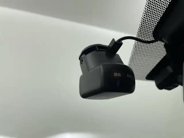 日産 キックス X 熊本県 2021(令3)年 5.4万km ダークメタルグレー/ピュアブラック 2トーン 純正ナビ　BT/CD/DVD/SD/AM/FM/・フルセグTV/プロパイロット/・オートクルーズコントロール/ビルトインETC/前方ドラレコ/インテリジェントルームミラー/電子パーキングブレーキ/オートブレーキホールド/革巻きステアリング/・ステアリングリモコン/プッシュスタート/・スマートキー/純正フロアマット/純正ドアバイザー/純正AW/LEDヘッドライト/・LEDフォグライト