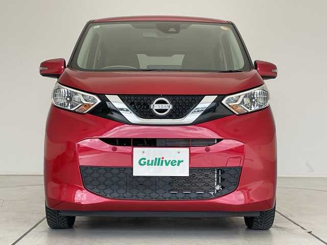 日産 デイズ X 愛知県 2019(令1)年 1.4万km スパークリングレッドM 純正9型ナビ/全方位カメラ/バックカメラ/コーナーセンサー/純正アルミホイール/LEDヘッドライト/オートライト/衝突軽減システム/フルセグ/CD DVD/Bluetooth/ステアリングスイッチ/スマートキー/プッシュスタート
