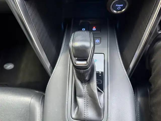 トヨタ ハリアー ハイブリッド Z レザーパッケージ 長崎県 2020(令2)年 5.2万km プレシャスブラックパール 登録時52017km/メーカーオプションナビ/・TV/・Bluetoothaudio/・Miracast/・JBLサウンド/全方位カメラ/ビルトインETC/レーダークルーズコントロール/シートヒーター/ベンチレーション/パワーバックドア/デジタルインナーミラー/クリアランスソナー/ブラインドスポットモニター/RCTA/調光ガラスルーフ