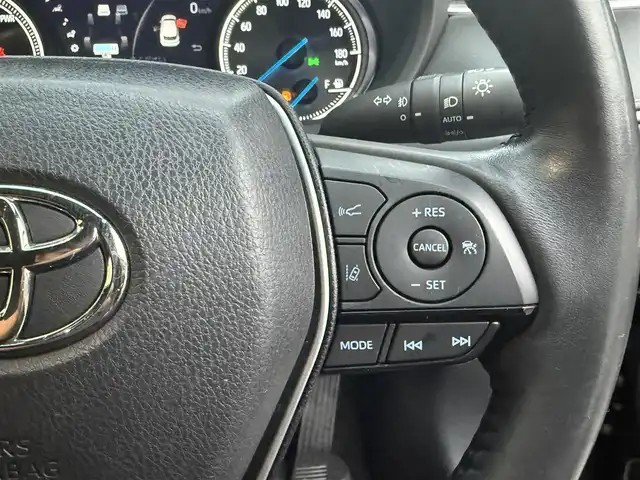 トヨタ ハリアー ハイブリッド Z レザーパッケージ 長崎県 2020(令2)年 5.2万km プレシャスブラックパール 登録時52017km/メーカーオプションナビ/・TV/・Bluetoothaudio/・Miracast/・JBLサウンド/全方位カメラ/ビルトインETC/レーダークルーズコントロール/シートヒーター/ベンチレーション/パワーバックドア/デジタルインナーミラー/クリアランスソナー/ブラインドスポットモニター/RCTA/調光ガラスルーフ