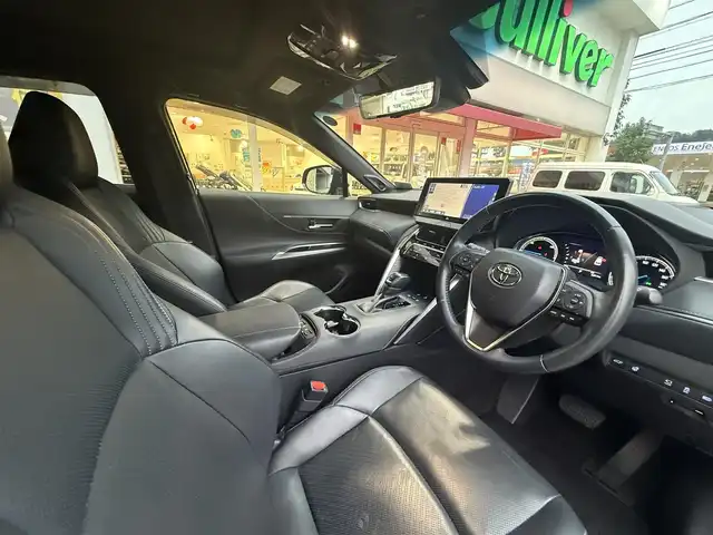 トヨタ ハリアー ハイブリッド Z レザーパッケージ 長崎県 2020(令2)年 5.2万km プレシャスブラックパール 登録時52017km/メーカーオプションナビ/・TV/・Bluetoothaudio/・Miracast/・JBLサウンド/全方位カメラ/ビルトインETC/レーダークルーズコントロール/シートヒーター/ベンチレーション/パワーバックドア/デジタルインナーミラー/クリアランスソナー/ブラインドスポットモニター/RCTA/調光ガラスルーフ