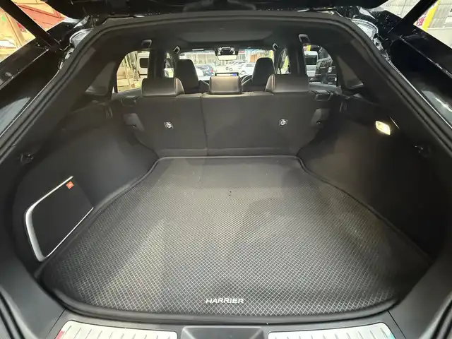 トヨタ ハリアー ハイブリッド Z レザーパッケージ 長崎県 2020(令2)年 5.2万km プレシャスブラックパール 登録時52017km/メーカーオプションナビ/・TV/・Bluetoothaudio/・Miracast/・JBLサウンド/全方位カメラ/ビルトインETC/レーダークルーズコントロール/シートヒーター/ベンチレーション/パワーバックドア/デジタルインナーミラー/クリアランスソナー/ブラインドスポットモニター/RCTA/調光ガラスルーフ
