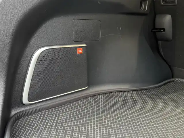 トヨタ ハリアー ハイブリッド Z レザーパッケージ 長崎県 2020(令2)年 5.2万km プレシャスブラックパール 登録時52017km/メーカーオプションナビ/・TV/・Bluetoothaudio/・Miracast/・JBLサウンド/全方位カメラ/ビルトインETC/レーダークルーズコントロール/シートヒーター/ベンチレーション/パワーバックドア/デジタルインナーミラー/クリアランスソナー/ブラインドスポットモニター/RCTA/調光ガラスルーフ