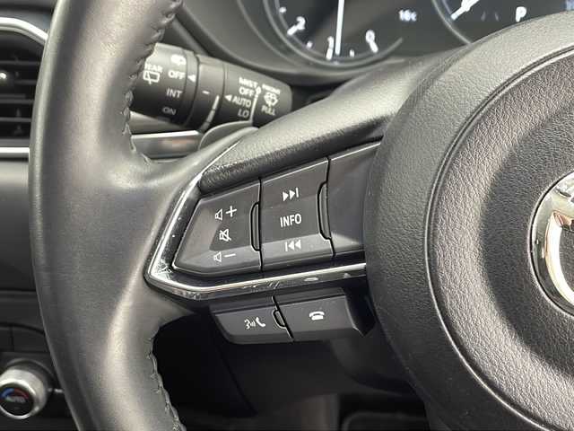 マツダ ＣＸ－５ XD Lパッケージ 千葉県 2022(令4)年 1.7万km ジェットブラックマイカ ワンオーナー/i-ACTIVSENSE/アドバンストスマートシティブレーキサポート/AT誤発進抑制制御/レーンキープアシストシステム/アダプティブLEDヘッドライト/ブラインドスポットモニタリング/リアクロストラフィックアラート/ドライバーアテンションアラート/マツダレーダークルーズコントロール/360°ビューモニター＋フロントパーキングセンサー/交通標識認識システム/純正ナビ/　Bluetooth/AM/FM/フルセグ/360度カメラ/パワーバックドア/純正19インチAW/本革シート/シートヒーター/ステアリングヒーター/ヘッドアップディスプレイ/オートライト/LEDヘッドライト/電子パーキング/オートブレーキホールド/プッシュスタート/スマートキー