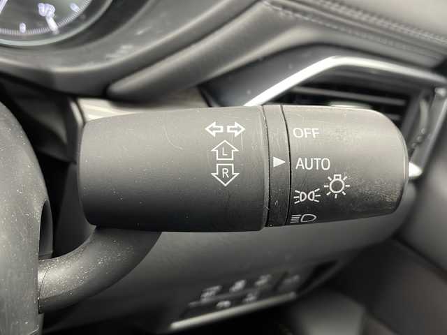 マツダ ＣＸ－５ XD Lパッケージ 千葉県 2022(令4)年 1.7万km ジェットブラックマイカ ワンオーナー/i-ACTIVSENSE/アドバンストスマートシティブレーキサポート/AT誤発進抑制制御/レーンキープアシストシステム/アダプティブLEDヘッドライト/ブラインドスポットモニタリング/リアクロストラフィックアラート/ドライバーアテンションアラート/マツダレーダークルーズコントロール/360°ビューモニター＋フロントパーキングセンサー/交通標識認識システム/純正ナビ/　Bluetooth/AM/FM/フルセグ/360度カメラ/パワーバックドア/純正19インチAW/本革シート/シートヒーター/ステアリングヒーター/ヘッドアップディスプレイ/オートライト/LEDヘッドライト/電子パーキング/オートブレーキホールド/プッシュスタート/スマートキー